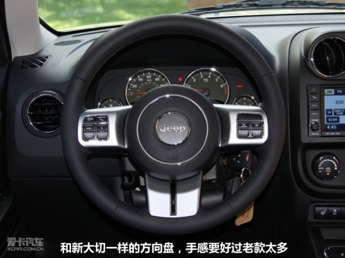 Jeep 自由客