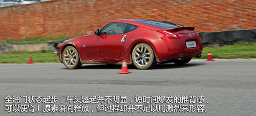 �S���S��(l��)Ȥ ِ���w�(y��n)�ծa(ch��n)��܇(ch��)370Z/GT-R