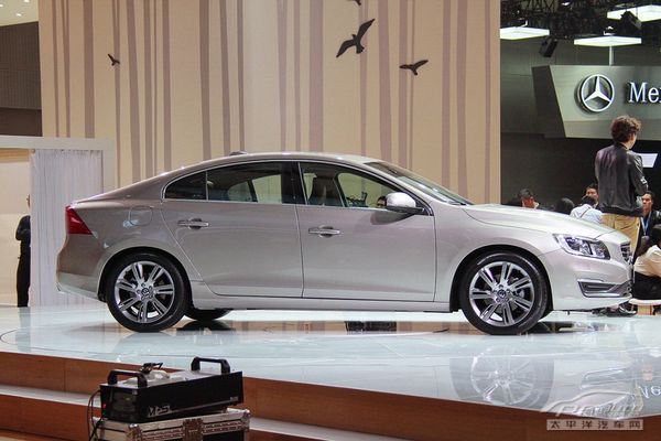 �֠���S60L