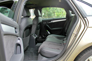 �W��A4L