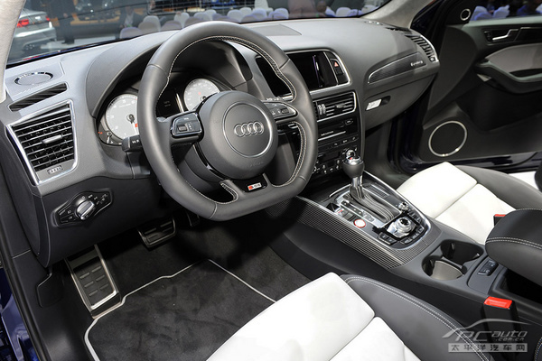 �W��SQ5