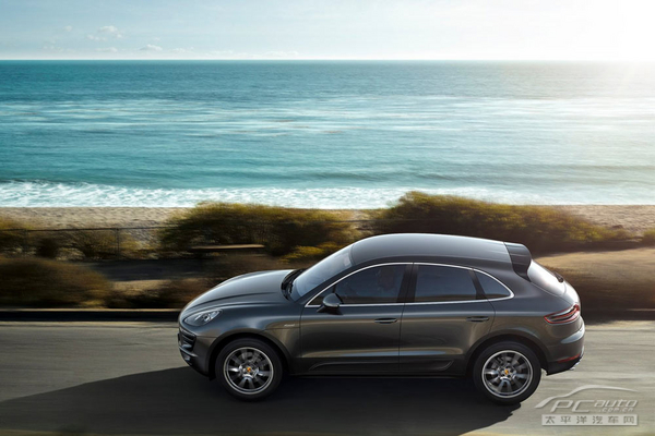���r��Macan��ʽ�l(f��)�� ���d3.0T�l(f��)�әC
