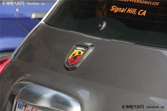 ����֮Ы SEMA�ϵķƁ���500 Abarth���b SEMA���Ɓ���500 Abarth����܇���b
