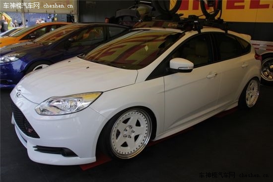 ����ɫ���鹝(ji��) SEMA�ϵĸ��ظ���˹ST���b SEMA,���ظ���˹ST,��܇���b