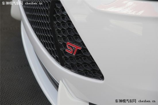 ����ɫ���鹝(ji��) SEMA�ϵĸ��ظ���˹ST���b SEMA,���ظ���˹ST,��܇���b