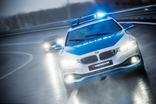 ���R4ϵ���b�b�p ��������36kW���^С�ģ�3��