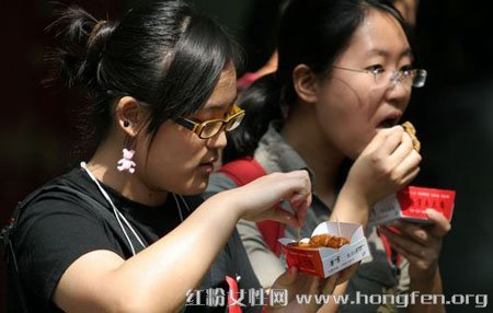 日常生活中關(guān)于飲食習(xí)慣的四個(gè)養(yǎng)生禁忌
