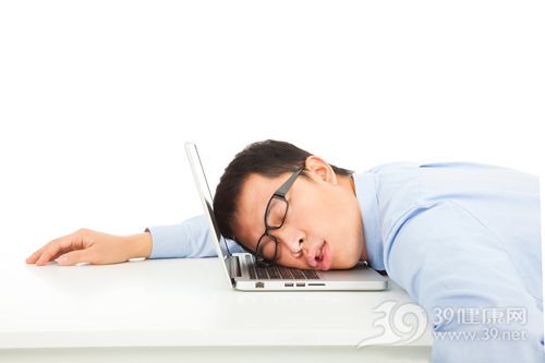 青年 男 睡覺 電腦 工作 商務 眼鏡_25681922_xxl