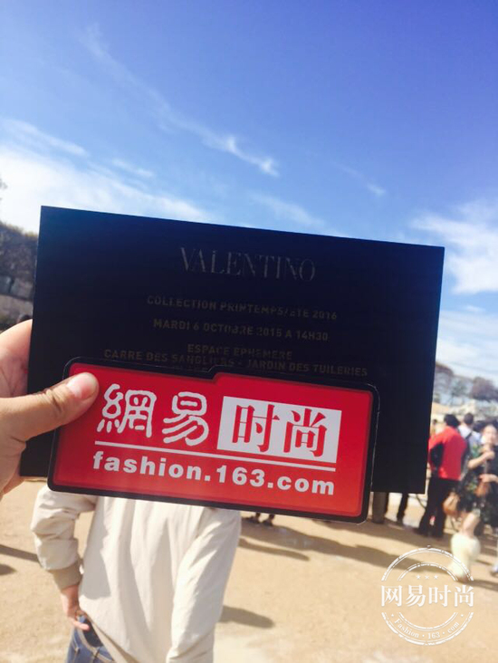 當(dāng)仙女扎起臟辮 2016春夏Valentino玩轉(zhuǎn)非洲風(fēng)
