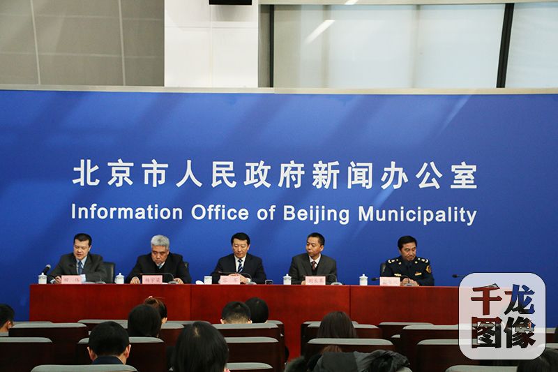 11�����磬���r(sh��)�� ���� �����顱�����ЌW(xu��)��(x��)؞���h��ʮ�Ŵ���ϵ�аl(f��)����(hu��)�����⽻ͨ���·���(w��)����������l(f��)����(hu��)�ھ����_(k��i)���D��l(f��)����(hu��)�F(xi��n)��(ch��ng)��ǧ���W(w��ng)ӛ�� ����Δz