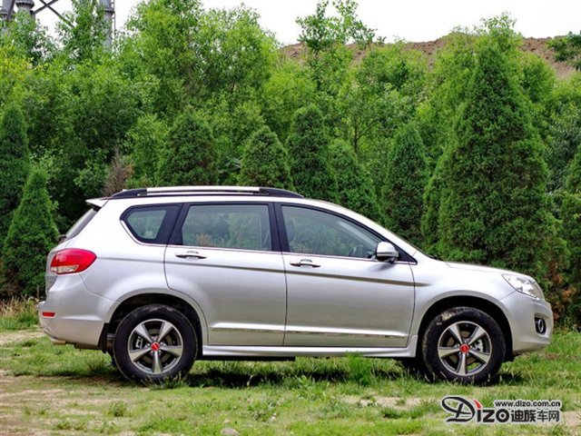 ���^����������H6�\(y��n)��(d��ng)����üt�׵���(bi��o)�R(sh��)��ͬ�r(sh��)��t�b��M(j��n)����Ҳ�M(j��n)���˼Ӵ������⣬��܇(ch��)β�������տ�λ���M(j��n)�����������������˃ɂ�(g��)β��֮�g�������N(xi��o)�Ĺ���H6�t�ǰ����ں��U(xi��n)������