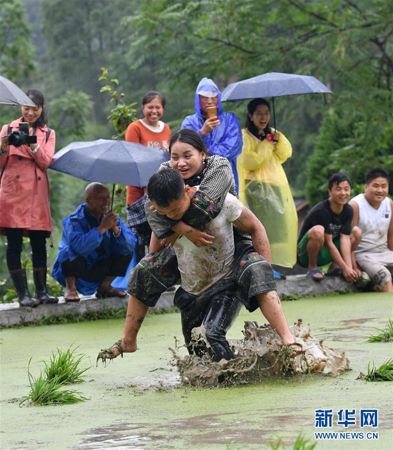 #(社會)(1)湖南湘西:農(nóng)耕民俗文化節(jié)