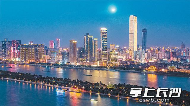 9��13��������ѹ�(ji��)��ҹ�����潭�ɰ����������c��յĈA��������ã���������������������ο������������������^�⴬ҹ���潭�����p�ɰ�������������(x��)��(x��)���L(f��ng)����������� �L(zh��ng)ɳ���(b��o)ȫý�wӛ�� �u�� �z