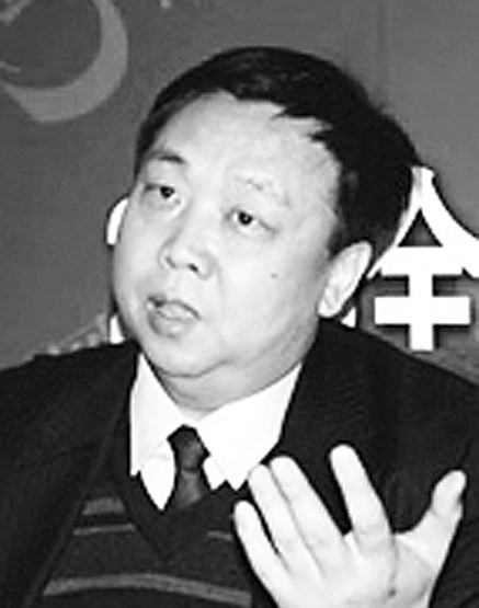 ί�T