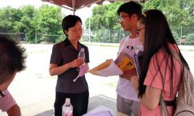 高校研招拼待遇搶生源 萬元獎(jiǎng)學(xué)金加高額津貼