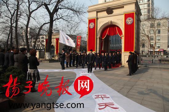 У�I(l��ng)��(d��o)�Ͱ�����ӭ�����T�M(j��n)��ČW(xu��)���`�С������R���·�ƽ���¡��ĳ���؟(z��)����
