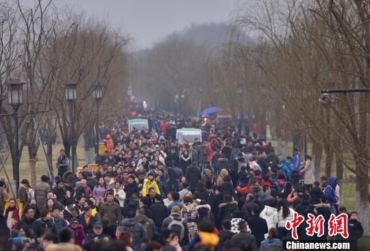 ����(ji��)���ڰ��f�ο�ӿ�뺼���������˺��κ������¾��^