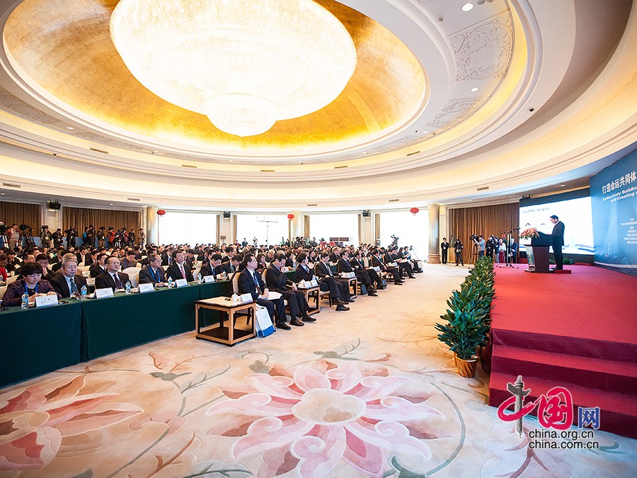2��11�������e���_Ļʽ��ȫ�w���(hu��)�F(xi��n)��(ch��ng)�� �Ї��W(w��ng)ӛ�� �����zӰ
