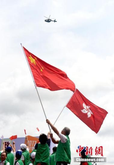 香港特首梁振英:盡力游說(shuō)議員支持政改方案