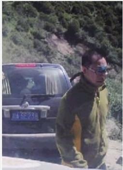 志愿者遭萬科慈善豪車隊圍毆被疑借機(jī)炒作