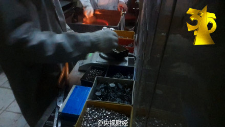 315記者揭假牙制作工廠