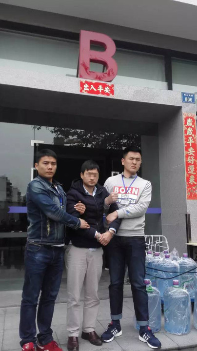 Ů���c(di��n)�]��朽�1��犱��_��334�f(w��n)�I���X(�D)