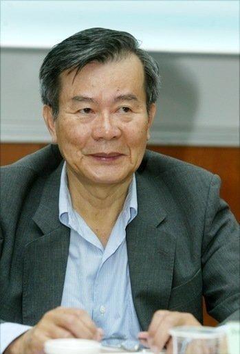 臺灣新任“駐新加坡代表”上午就職 晚上酒駕被抓