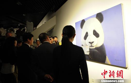 2016全球首次大熊貓藝術(shù)巡展·中國(guó)成都站開展