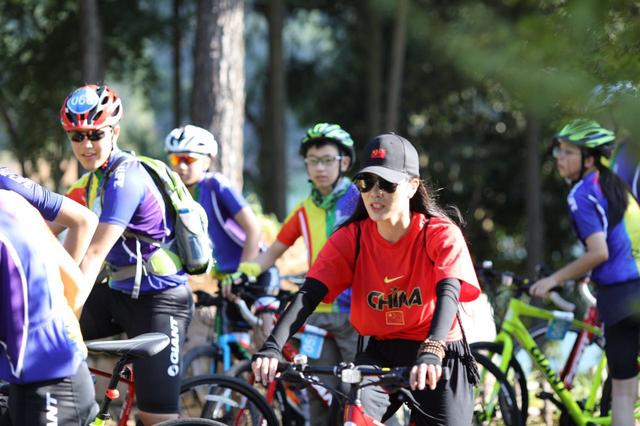 600名青少年齊聚千島湖 挑戰(zhàn)80公里綠道騎行