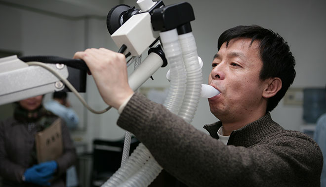 2006��12��11�� �������M(j��n)�зι��ܙz�y(c��)