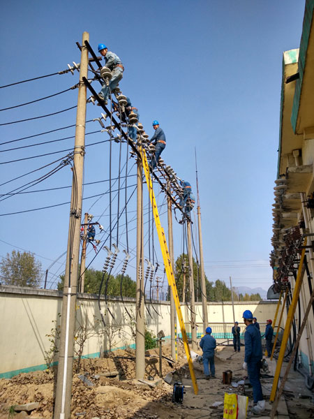 【新春走基層】基層電力工人,維護光明的使者