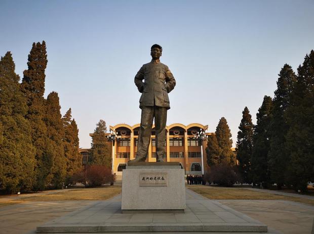 �r(sh��)������ح�@��(g��)������_�W(xu��)����(x��)��ƽ�H�����v���_�W(xu��)��һ�n��