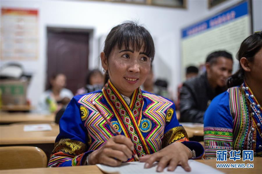 (新華全媒頭條·決戰(zhàn)決勝脫貧攻堅(jiān)·督戰(zhàn)未摘帽貧困縣·圖文互動(dòng))(8)脫貧的歌聲——云南直過民族和人口較少民族共入新時(shí)代