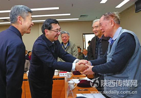12��16����ʡί��ӛ��ʡ�L����ƽ����������ͨ��W(xu��)������������_��(x��)��ƽ����ӛ��Ҫָʾ���H�І������w�Ͻ�����    ӛ��  �μt÷�z