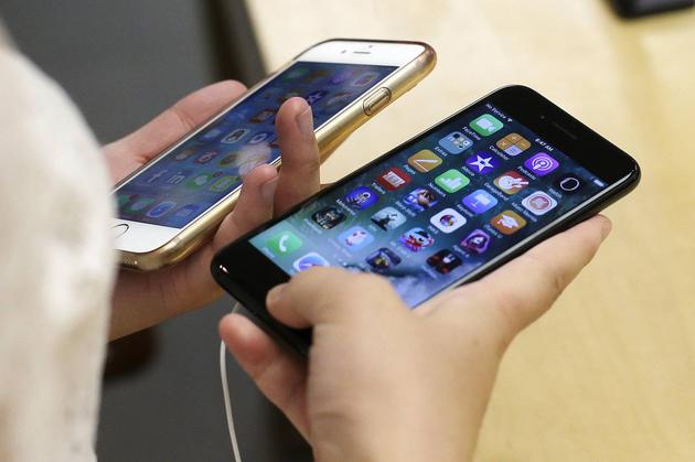 iPhone 7亮黑色版 iPhone 7亮黑色版