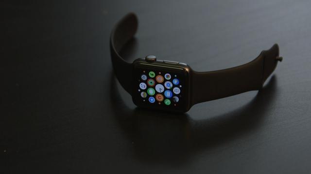 �O(p��ng)��������(zhu��n)�� Apple Watch�펧�����S����늌�